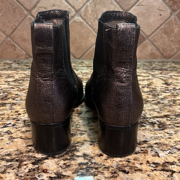 Naturalizer Dallas Bronze Metallic Chelsea Boots Size 9.5 - Picture 8 of 12